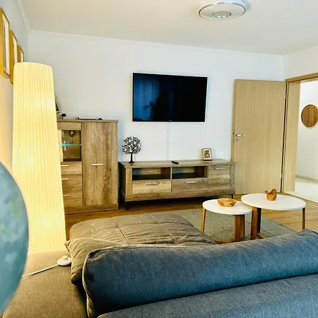 Modern Und Lichtdurchflutet - Mit Terrasse 公寓