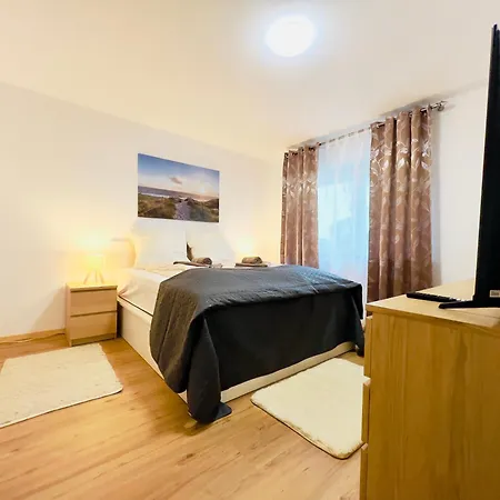 Modern Und Lichtdurchflutet - Mit Terrasse Apartman