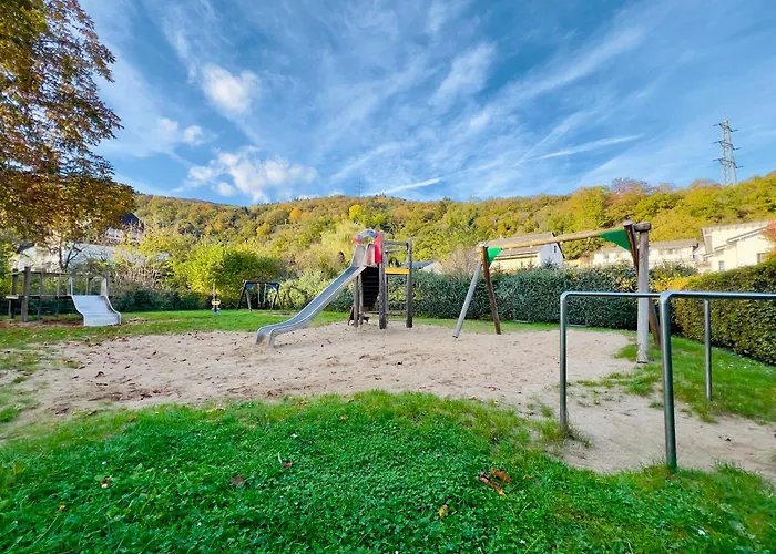 Modern Und Lichtdurchflutet - Mit Terrasse * Fachbach